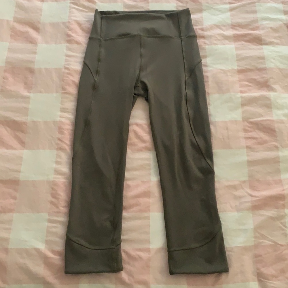 Lululemon Crop Leggings Size 4